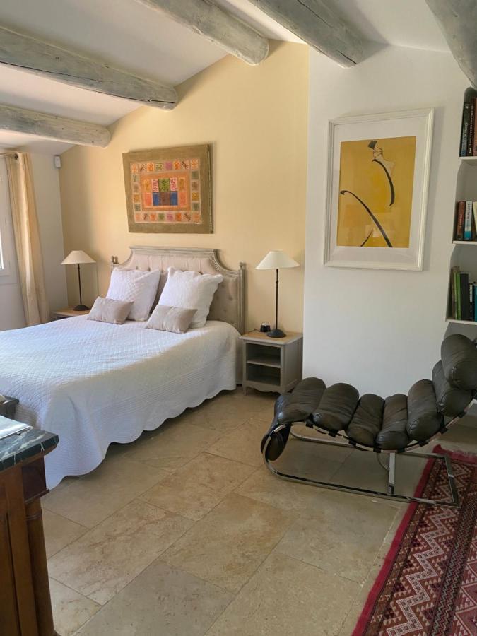 Roussillon en Isere Villa Des Roses מראה חיצוני תמונה