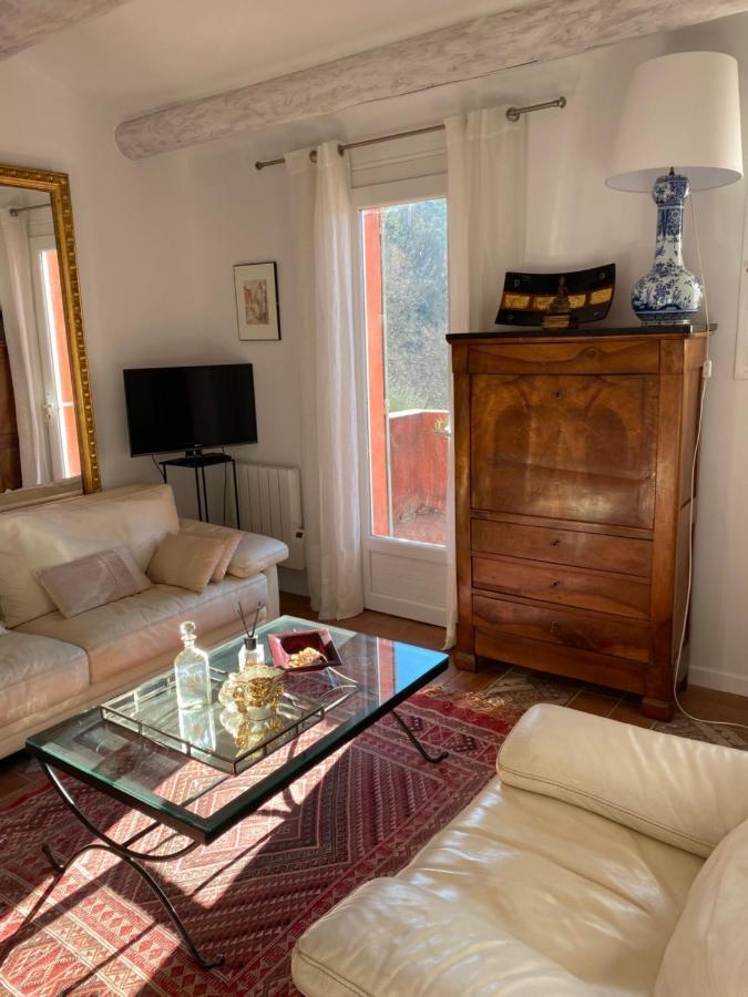 Roussillon en Isere Villa Des Roses מראה חיצוני תמונה