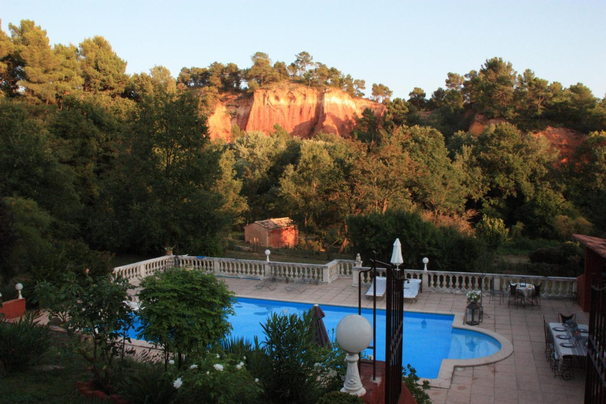 Roussillon en Isere Villa Des Roses מראה חיצוני תמונה